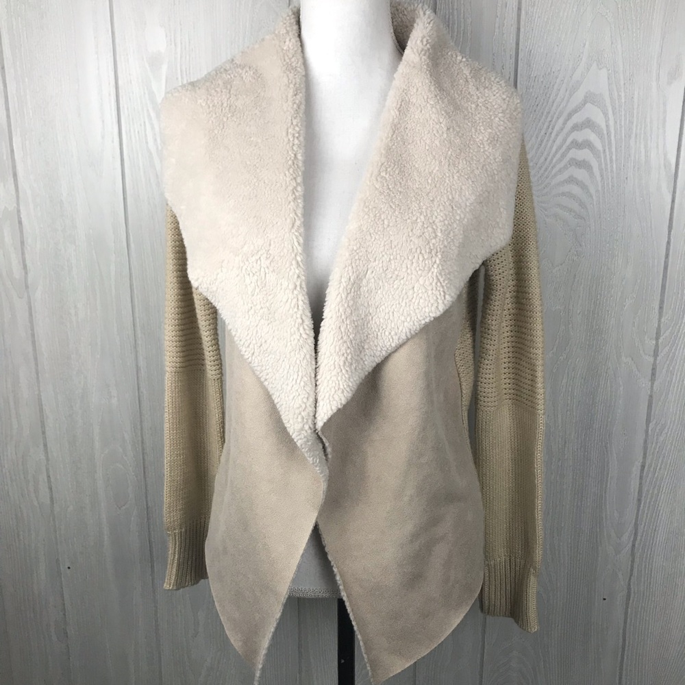 Cavalini beige knit Sherpa open front jacket